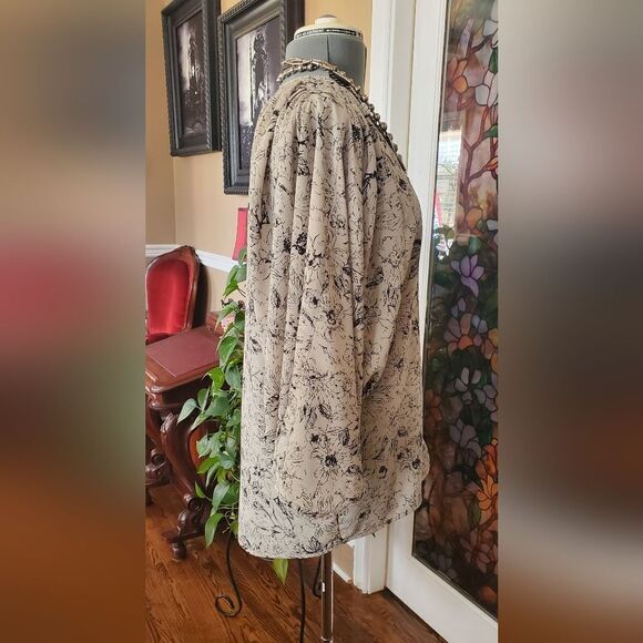 Kut from the Kloth - Batwing Blouse - Size M - Picture 3 of 8